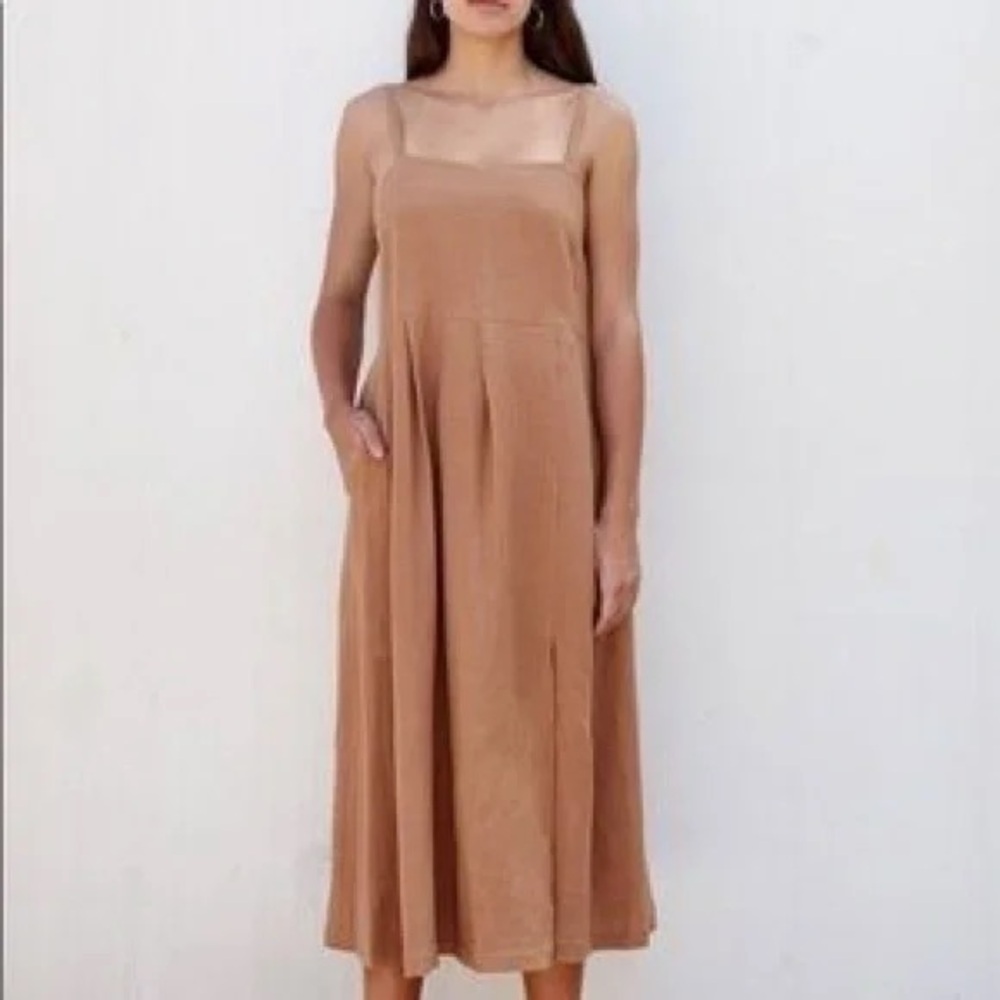 First Rite Pleated Dress in Sahara Size Medium
